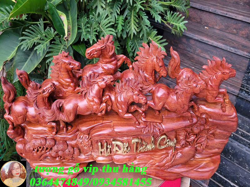 tượng bát mã liền nguyên khối