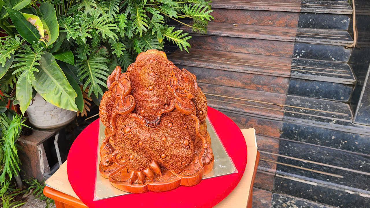 tượng cóc ngậm tiền trạm khắc tinh xảo