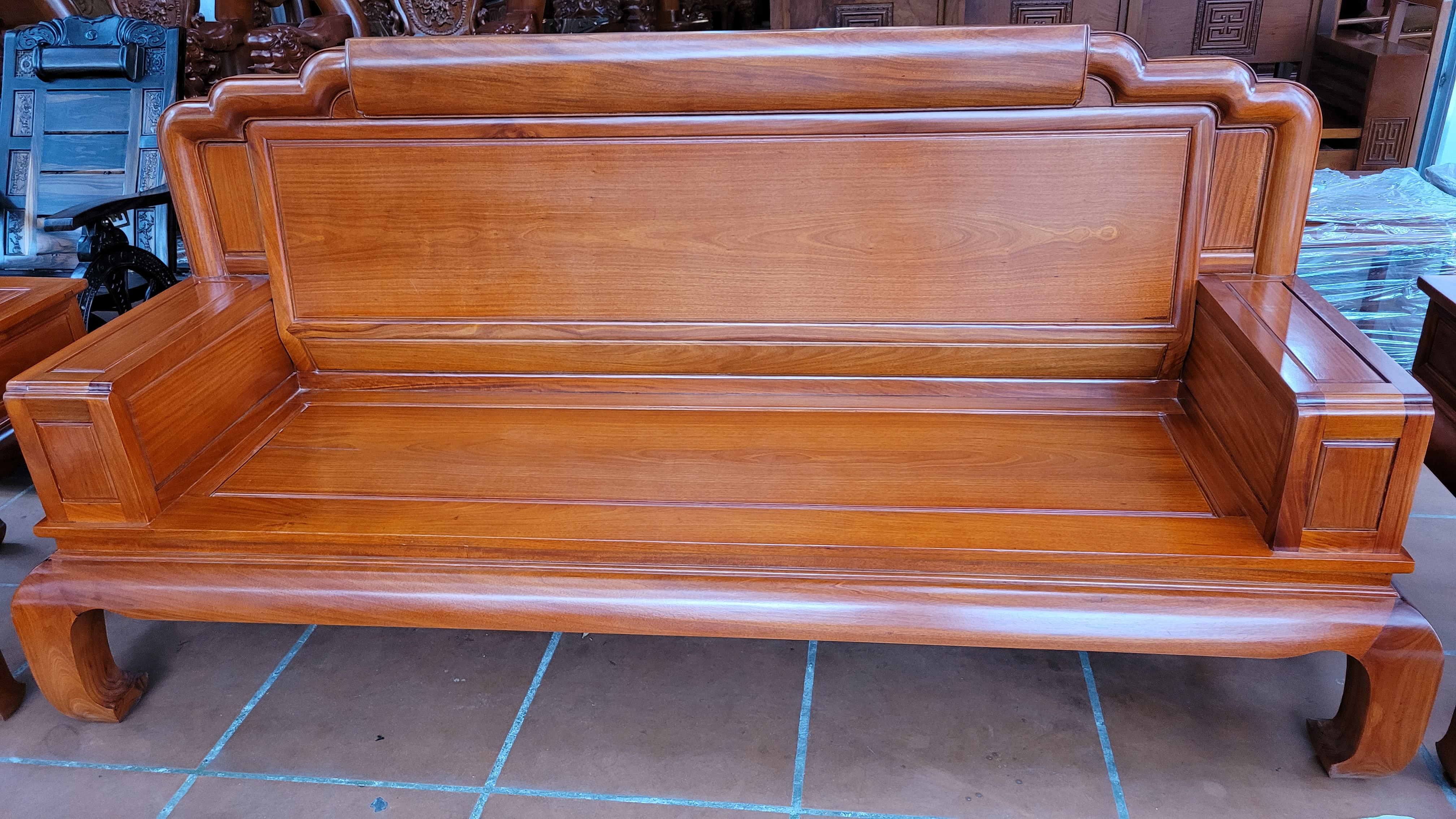 bộ bàn ghế phòng khách mẫu quốc sắc thiên hương