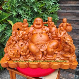 vì sao nên chọn  phật di lạc ngũ phúc làm tượng phong thủy trong nhà