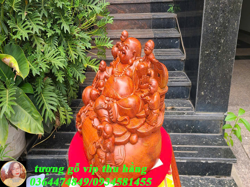 trạm khắc tinh xảo công phu tỉ mỉ