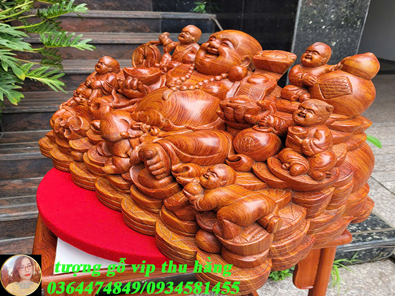 di lặc ngx phúc với đường nét trạm khắc thủ công tinh xảo