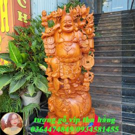 Di Lặc Ngũ Phúc Gánh Đào – Vẻ Đẹp Của Sự Sung Túc Và May Mắn 