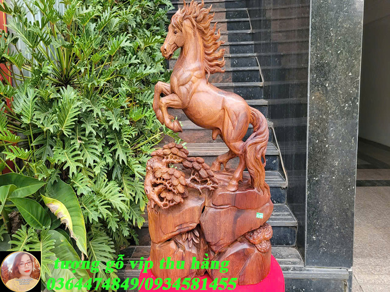 tượng nhất mã phi thiên gỗ hương ta liền nguyên khối