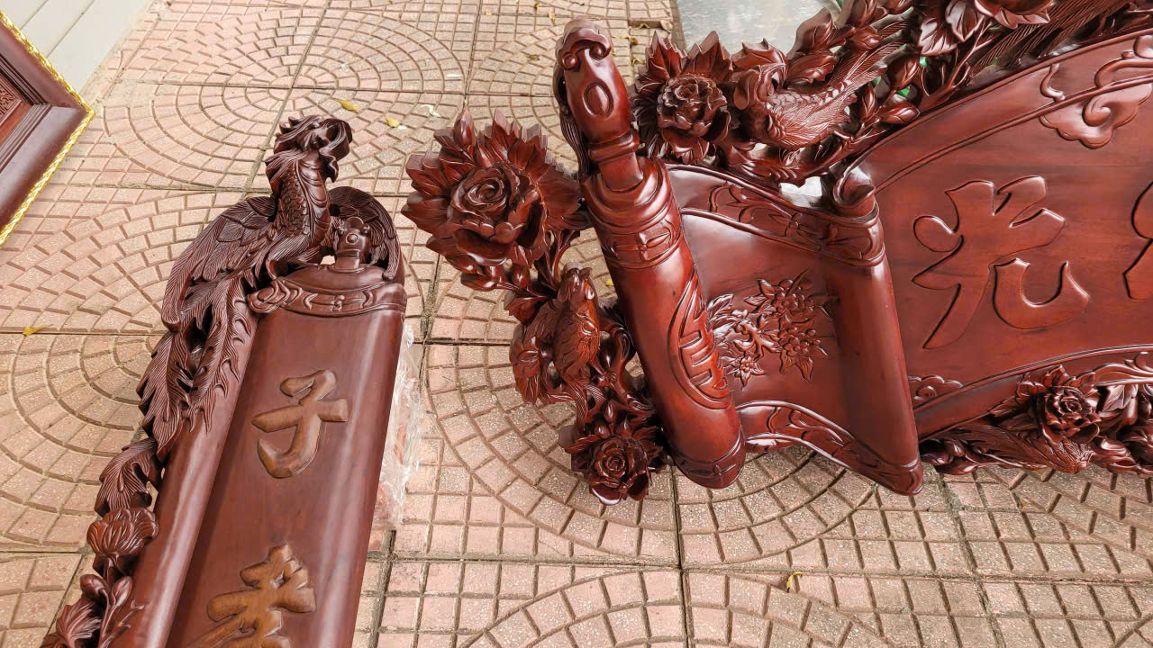 câu đối gỗ gụ